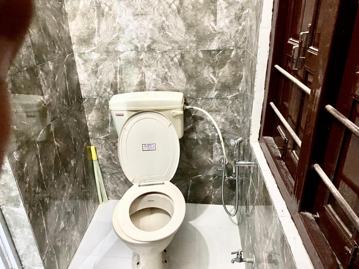 The New Lake Front Bed & Breakfast Удайпур Екстериор снимка