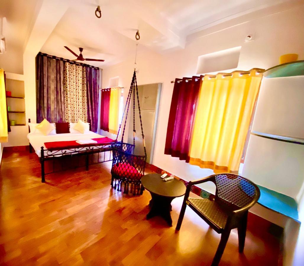 The New Lake Front Bed & Breakfast Удайпур Екстериор снимка